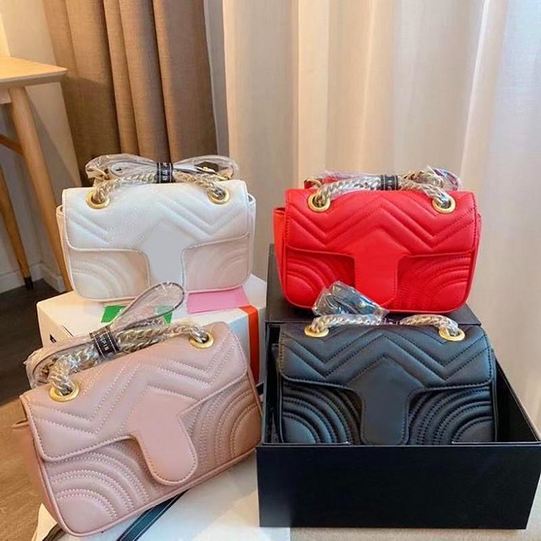 

2021 News Shoulder Bag Luxury Designer marmont Messenger handbag with Diamond Lattice ripple Buttons cross body Bests Fashion bags, Red