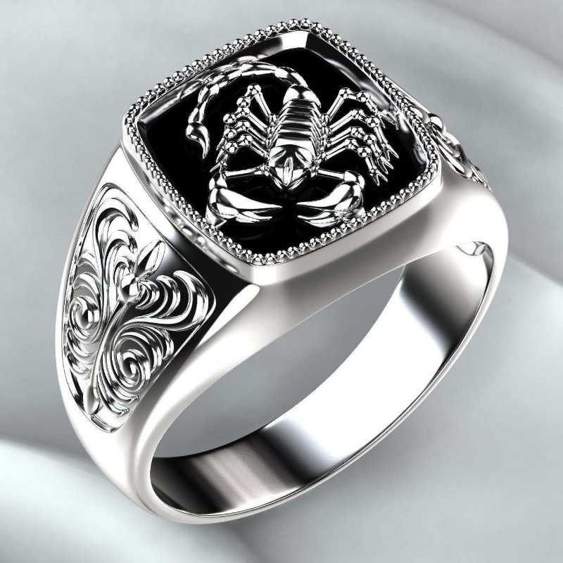 

925 Silver Vintage Embossed Mens Ring Scorpion Memorial Day Ring Punk Style Jewelry
