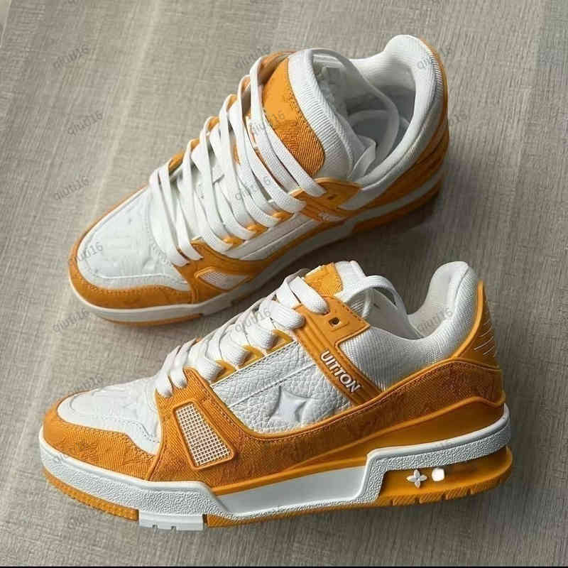 

2022 Fashion Men Women Luxury Desi Sneakers Breathable Sports Casual Tennis Shoes Light Walking Super Black White Zapatillas Y220812, Random gift