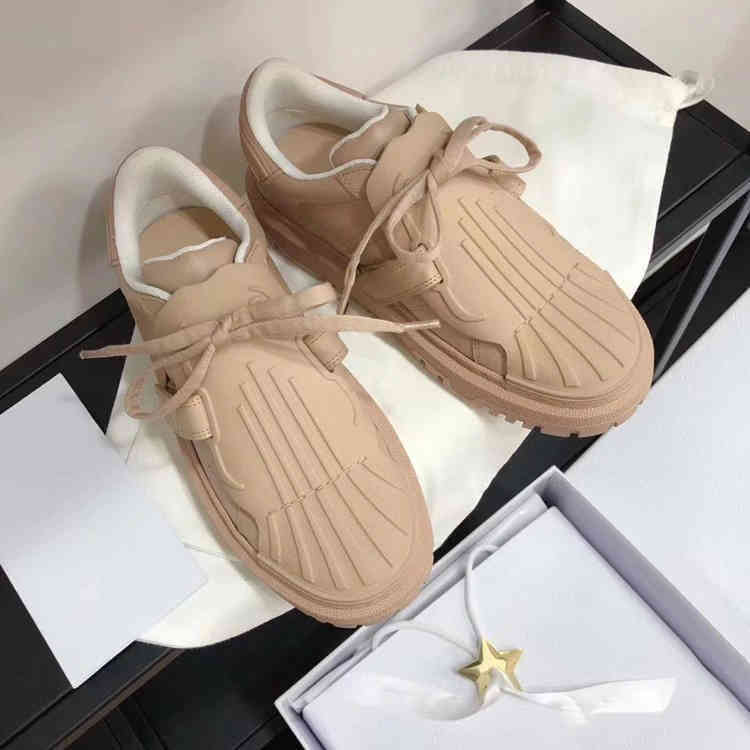 Plate-forme de chaussures habillées petites chaussures blanches Femmes Fashion Shell Toe baskets décontractées Lace Up Sports Board Chaussures Su
