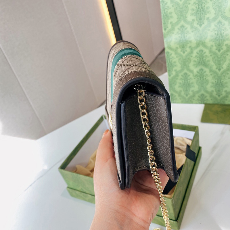 Chaîne de lettres de trait portefeuille Cross Body Body Body Holders en cuir Qualité Luxurys Designers célèbres Femmes classiques porte-monnaie P
