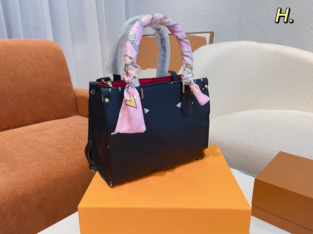 

Designers shoulder bag Luxury tote purse handbag message bags cluth top quality Brand classic Genuine leather Crossbody GIFT Box game on 25CM old flower scarf Black, White