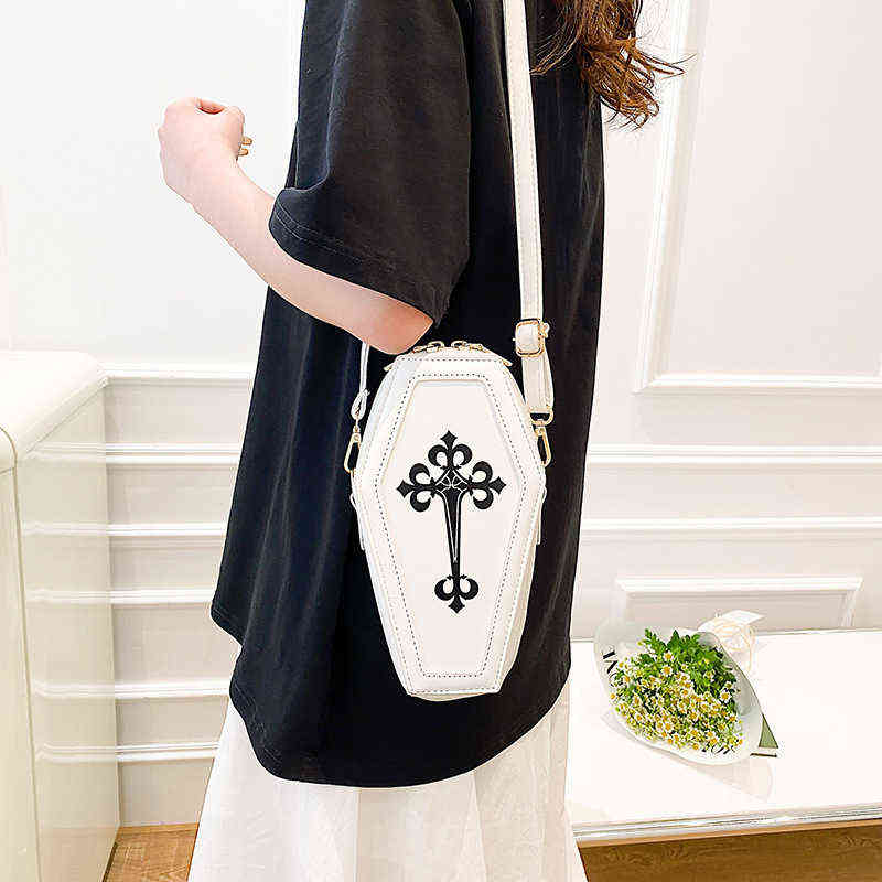 

Evening bag Harajuku Gothic Bags 2022 Punk Deathbox Handbags For Women Red Lacquer Leather Cross Rose Embroidered Cosmetic Bag Suitcase New 20220607