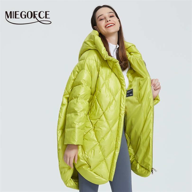 

MIEGOFCE 2019 New Design Luxury Women's Jacket Bright Colors Casual Loose Coat Warm Oversized Women's Parka Puffed Collar Hooded CJ191214, 801-yellow