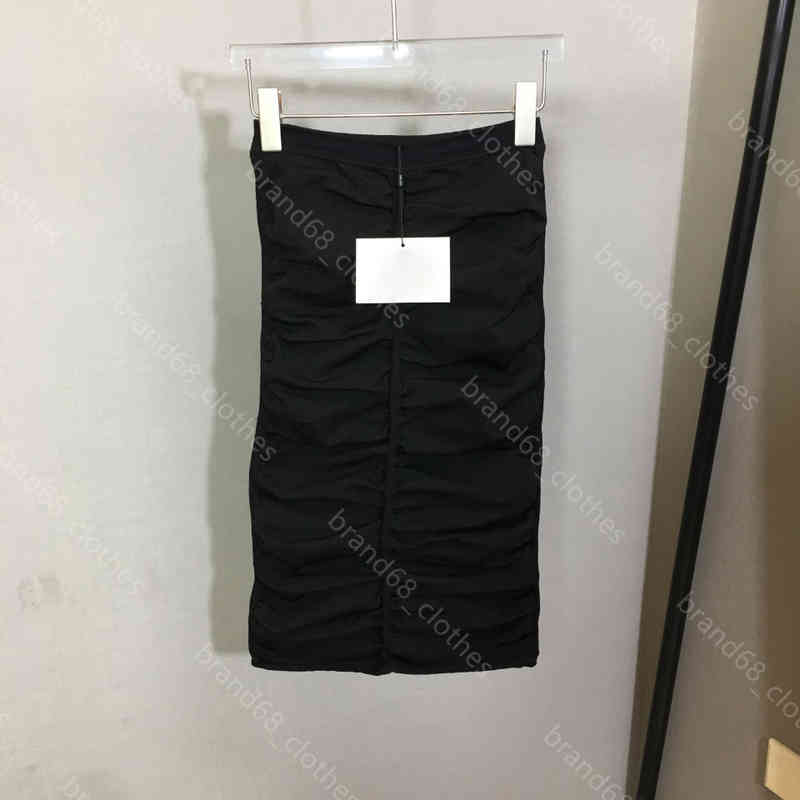 

Fashion Womens Dresses Pleated Hips and Waist Mid-length skirt Short Tube Top Suits two piece set Cotton Sexy Slim dress party evening logo brand Casual Lady Skirts a1