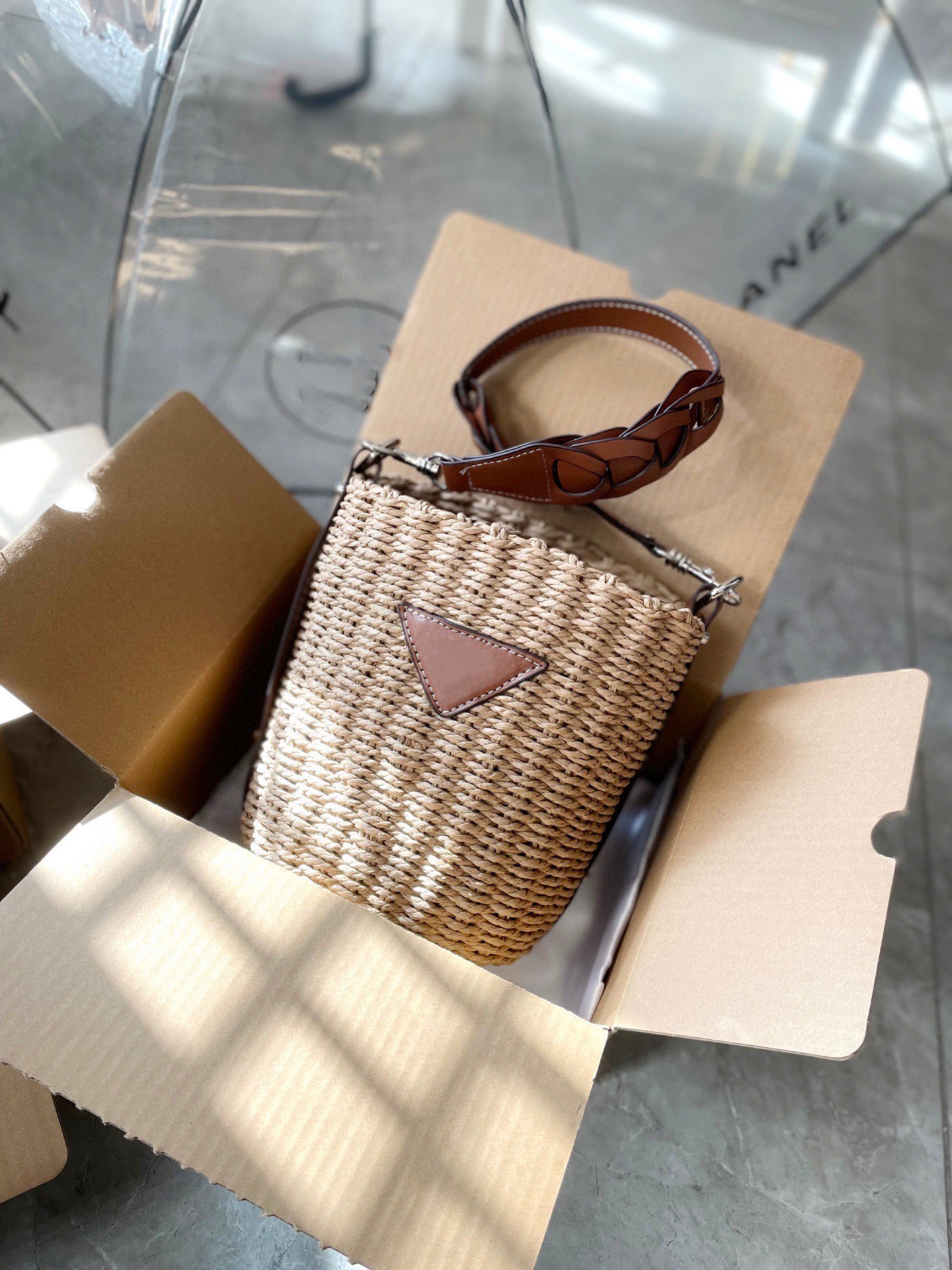 

Wholesale womens Shoulder Bag Designer Saddle women Fashion Handbag Ladies Floral Straw Bucket Bags Crossbody Designers Handbags Wallets, Brown