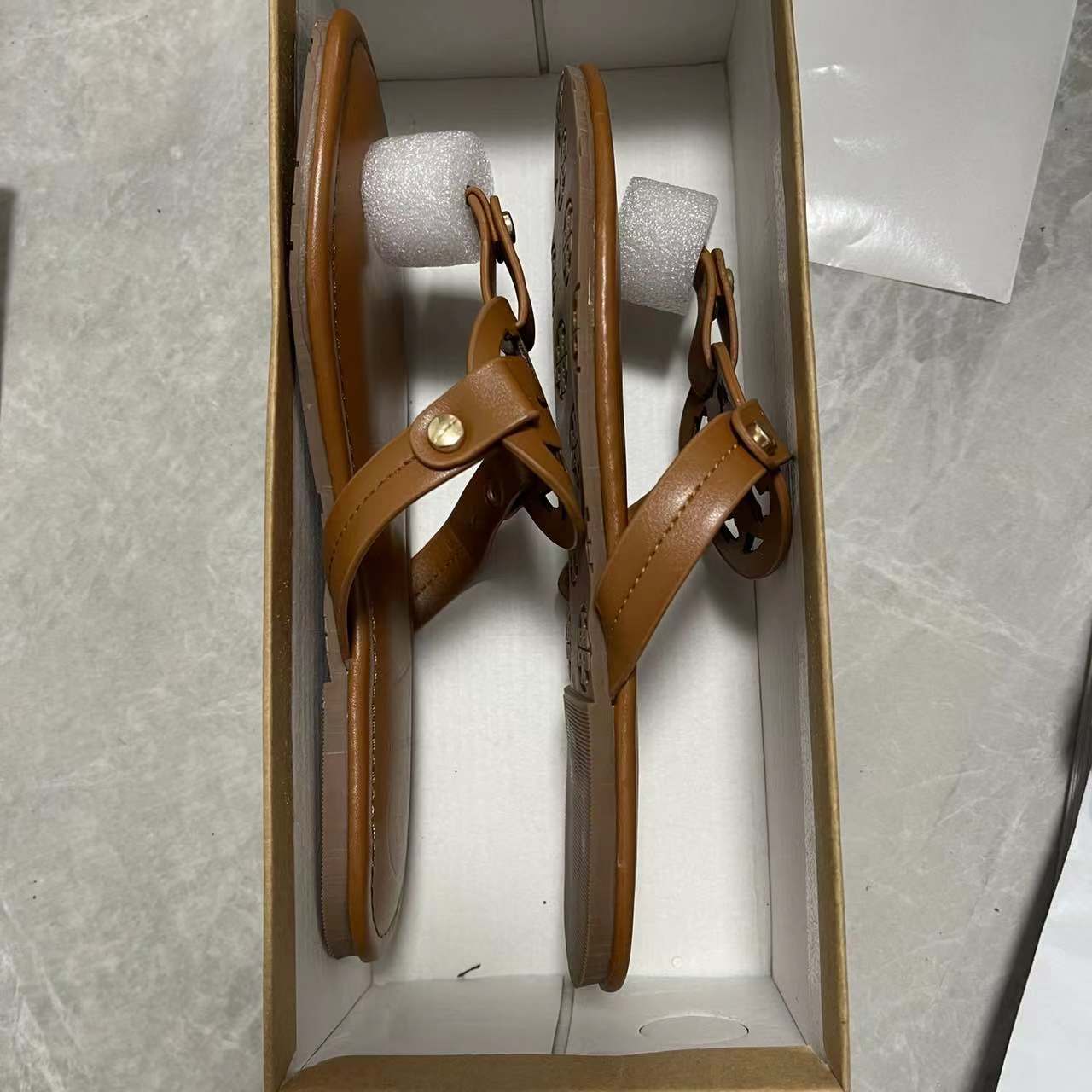 2022 G TB Slipper Designer Slide Sandals Sandaux Beach Indoor Flip Flip Flops Lady Femme Chaussures Ladies Slippers Size 35-42