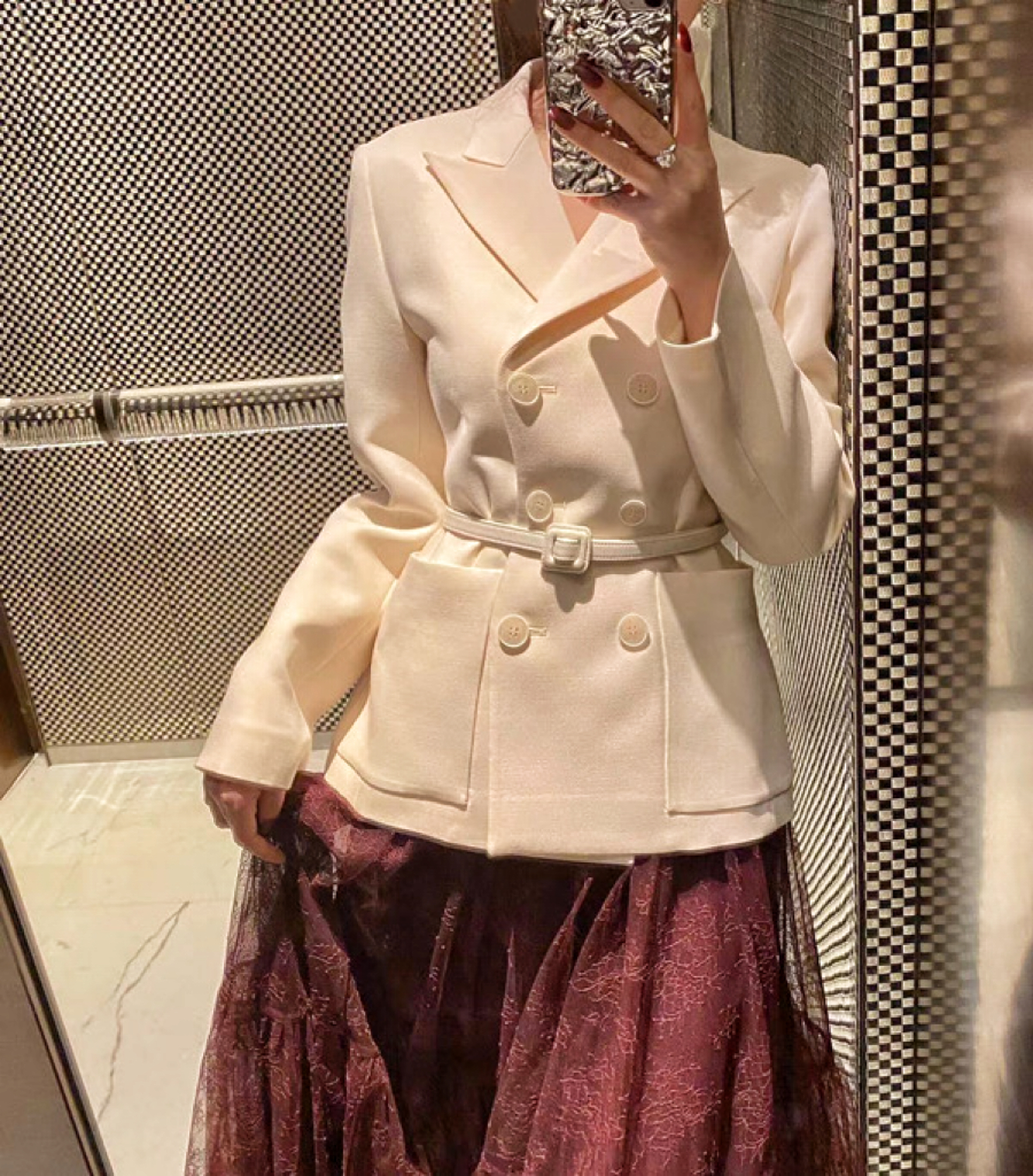 

2022 early spring new black-and-white suit wool blended texture belt coat French style elegant fashionable versatile commuter
