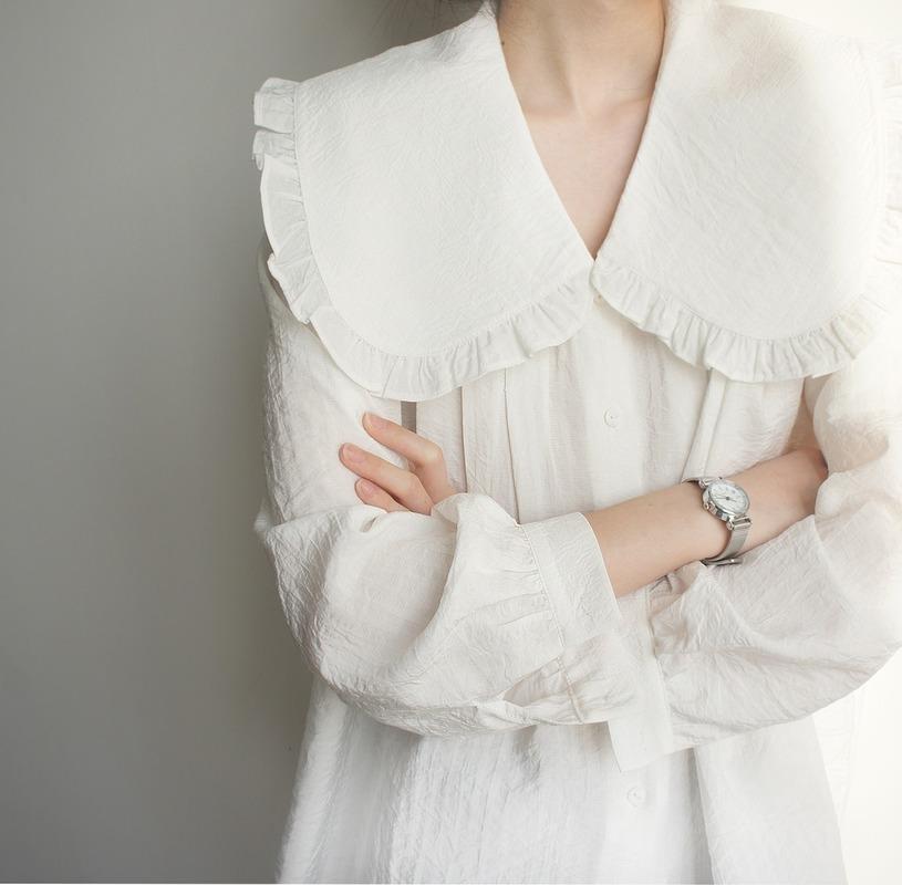 

Women' Blouses & Shirts Large Lapel Pleated Texture Shirt Women' Top Loose 2022 Women Tops MujerWomen, Ivory