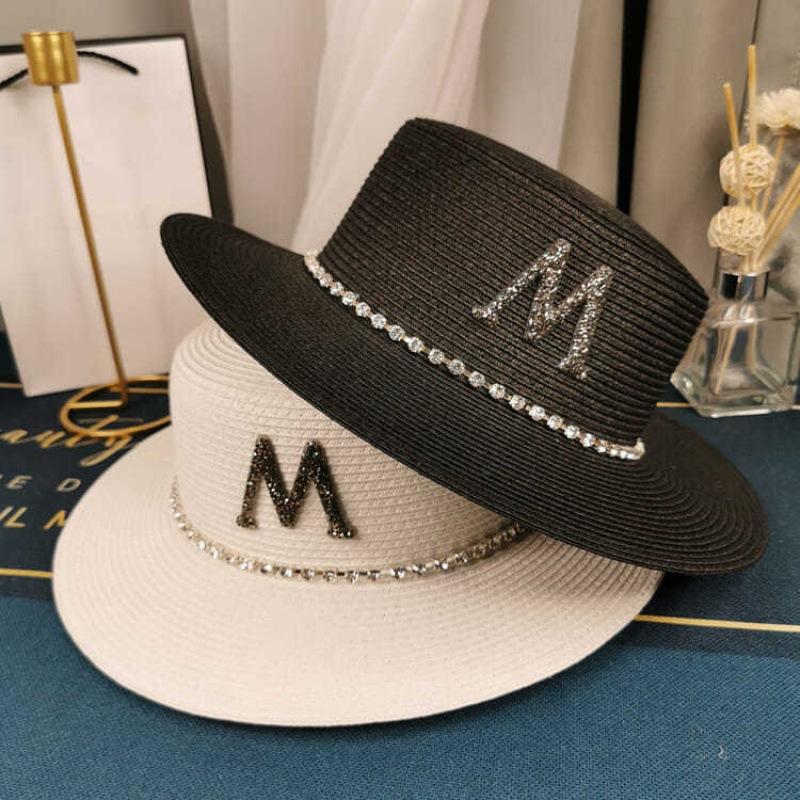 

Wide Brim Hats Woman Summer Straw Panama Sun Rhinestone Letter M Big Beach Hat Flat Top UV Protection FedorasWide, White