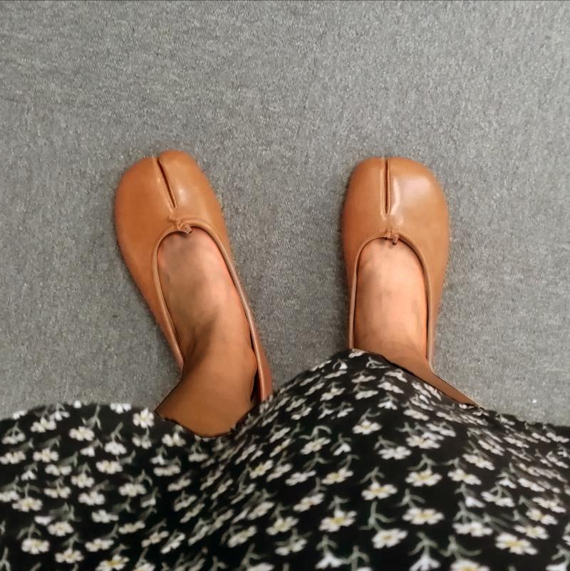 

Dress Shoes Women Split Toe Flats Round Low Heels 2022 Spring Bowknot Tabi Ninja Pig Feet Pumps LadieDress, Black