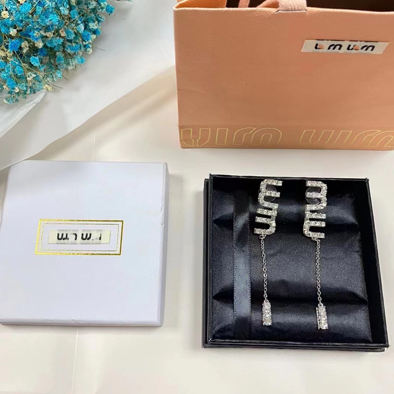 

Miao Jia Letter Earrings Zircon Diamond Inlaid Long Earrings Fashion Trend Temperament Ins Female Rhintone