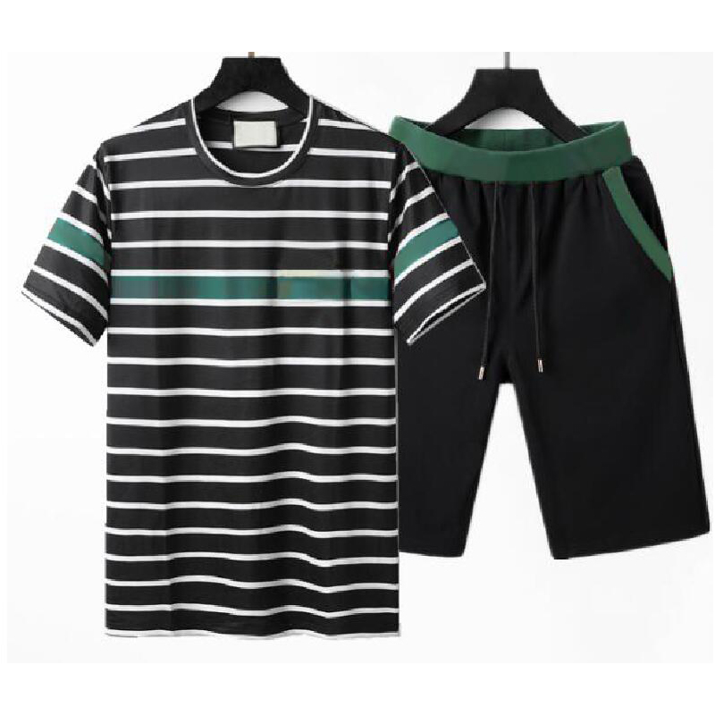 2022 SS Summer Designers Femmes Survêtements T-shirt Col Rond Costume Hommes Femmes Costumes À Manches Courtes Haut Pantalon Court Haute Qualité