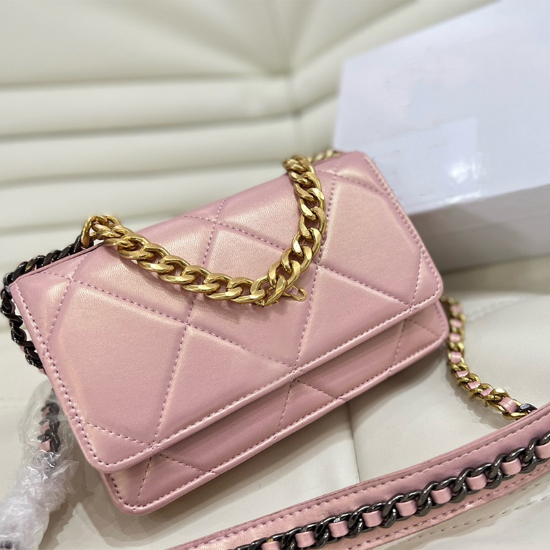 Nouveaux sacs de luxe Sacs de luxe cuir de haute qualité Perlescent Flip Chaîne Chaîne Sac à main Lady Designers Sac à main Chaud Luxueux Messeng