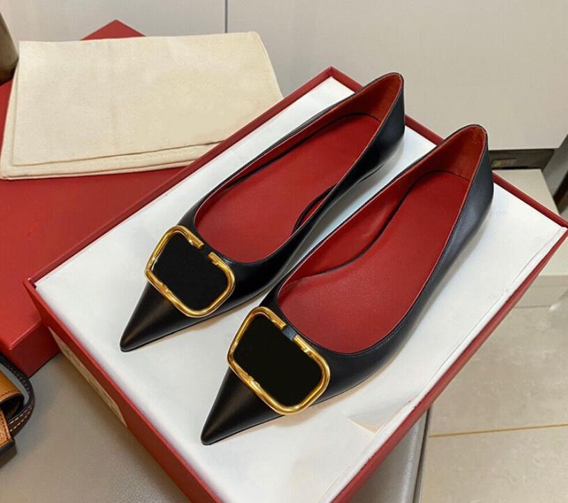 

2022V Buckle Dress Shoes Flat New V Right Logo Pointed Metal Drill Buckle Leather Shallow Mouth Shoes Casual Women's Shoes