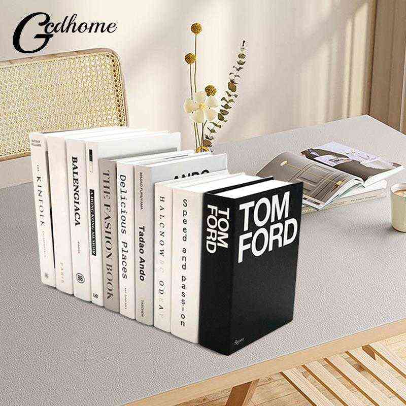 

Fashionable Fake Book Decoration Modern Simple Fashion Luxury Fake Books Photo Props Coffee Cafe Bookshelf Ornaments Decor L220711