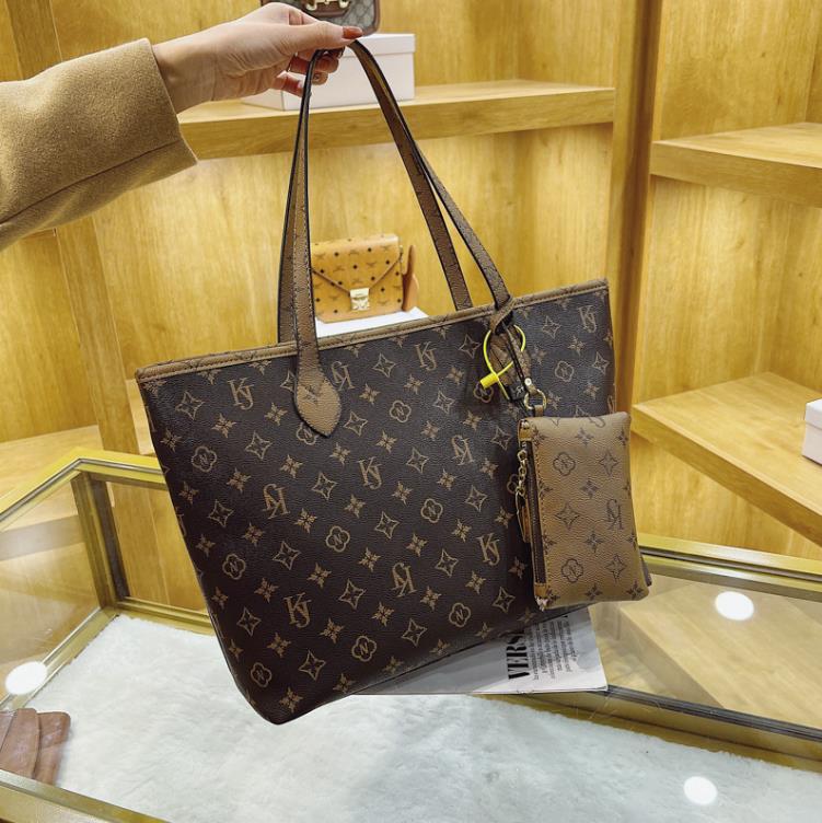 

Large Capacity Tote Bag Print Letter Vintage Casual Women's Bag Shoulder Handbag, Brown