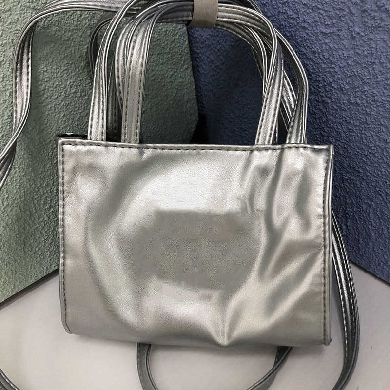 Top Quality Women Bags Backpack Classic Square Trend Luxurys Designers Totes Bags Vintage Womens Tote Shopping Purse Leather Telfars Cross Body HN1Z