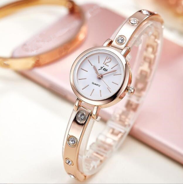 

Fashion Bracelet Women Watches Simple Design Classic Stainless Steel Analog Quartz Wrist Watch Luxury Crystal Small Clock, Leave a message about color