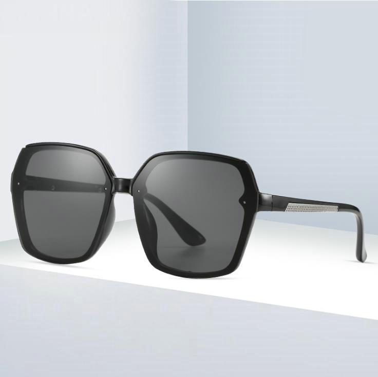 

Sunglasses Vintage Big Square Women Designer 2022 Retro Gradient Lens Shades Sun Glasses UV400