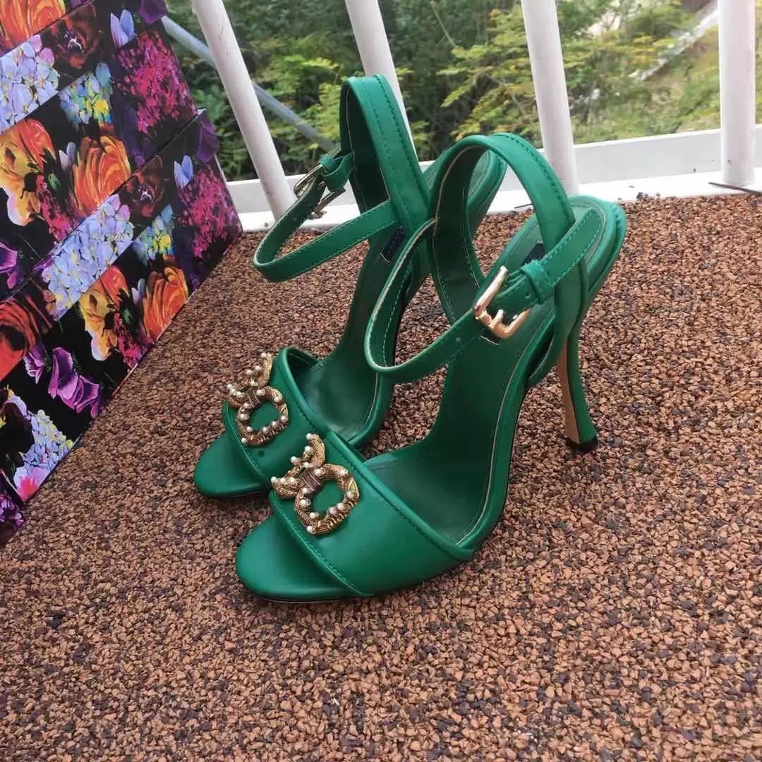 

European Roman sexy women's summer high heel open toe sandals, classic fashion, leather production, pearl decoration, size -42, As pic 2