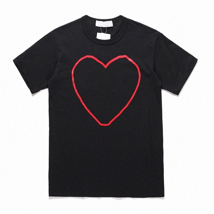 

Fashion Mens Play T Shirt Designer Red Heart Shirt Commes Casual Women Shirts Des Badge Garcons High Quanlity TShirts Cotton Embroidery6cmd#