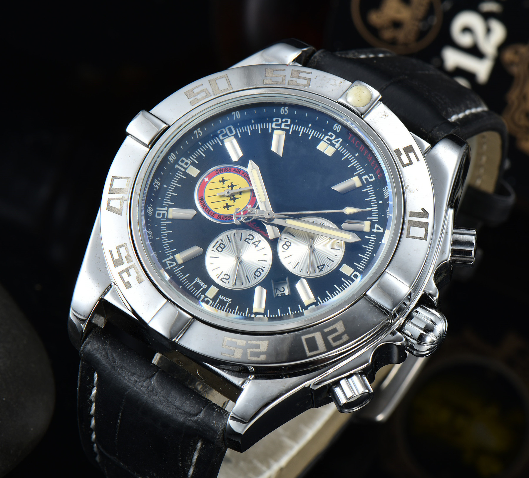 

Men watch automatic mechanical movement Brand Watches Rubber Strap Business Sports Transparent Watchs Imported crystal mirror battery watchss, Diving function