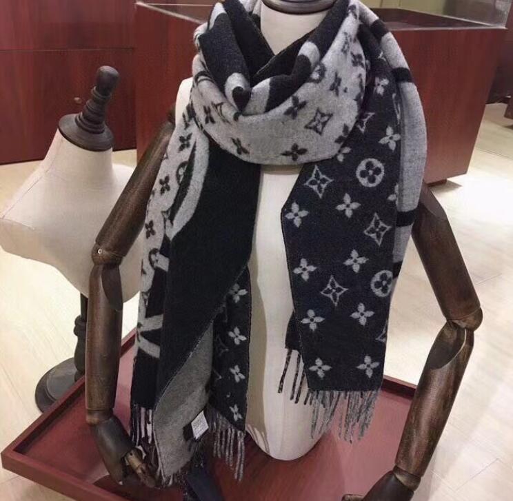 

2022 Classic fashion Pashmina long scarf stitched black