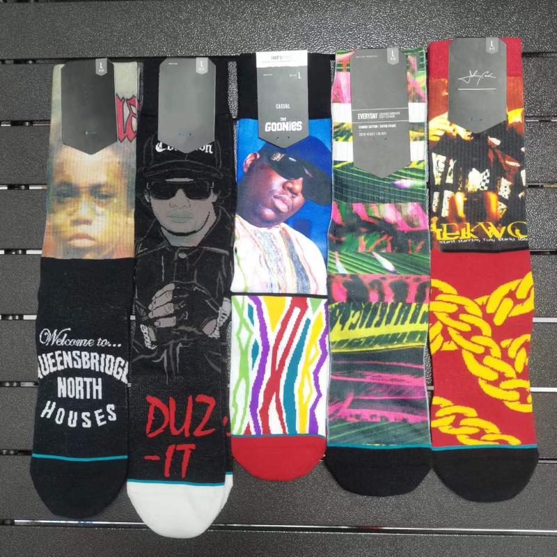 

Men's Socks Skateboard Men Woman Hip Hop 3D Print Sock Street Style Sports Calcetines For ManMen's, 240