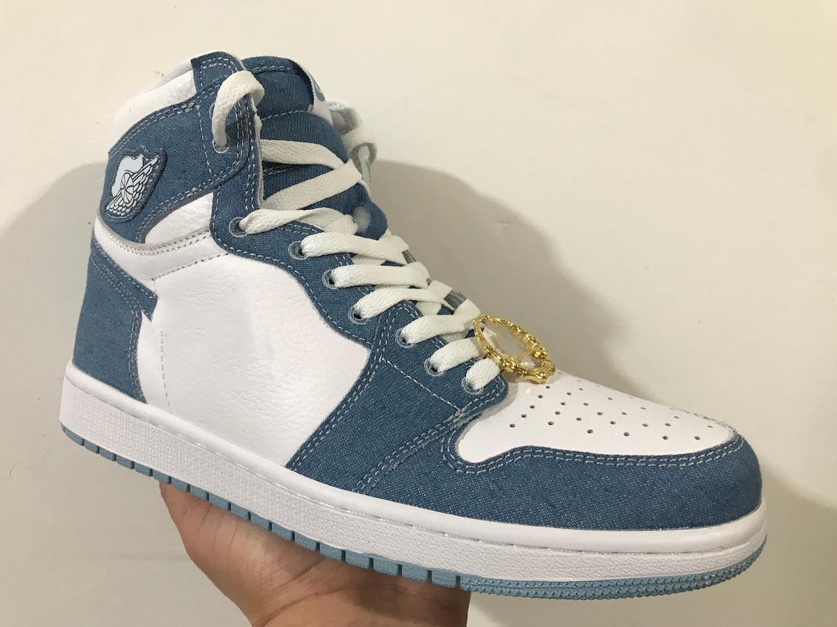 

2022 Authentic 1 High OG WMNS Denim Shoes White Worn Blue Metallic Gold Men Women Outdoor Sports Sneakers With Original Box DM9036-104