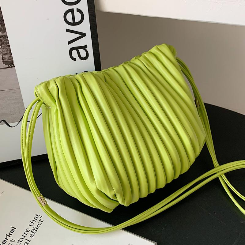 

Evening Bags Luxury Designer Women's Ruched Bucket Bag Soft Leather Side Shoulder For Women 2022 Cute Lady Crossbody Fashion HandbagEven, Green bag