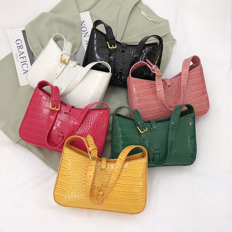 

Top quality Designer hobo shoulder bag for women PU Messenger promotion Chest pack lady Tote chains handbags purse bags vintage handbag, White