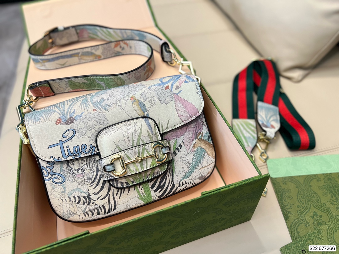 

Gu 2022 New Pure Leather Year of the Tiger Limited Print Horsebit Bag, Multi