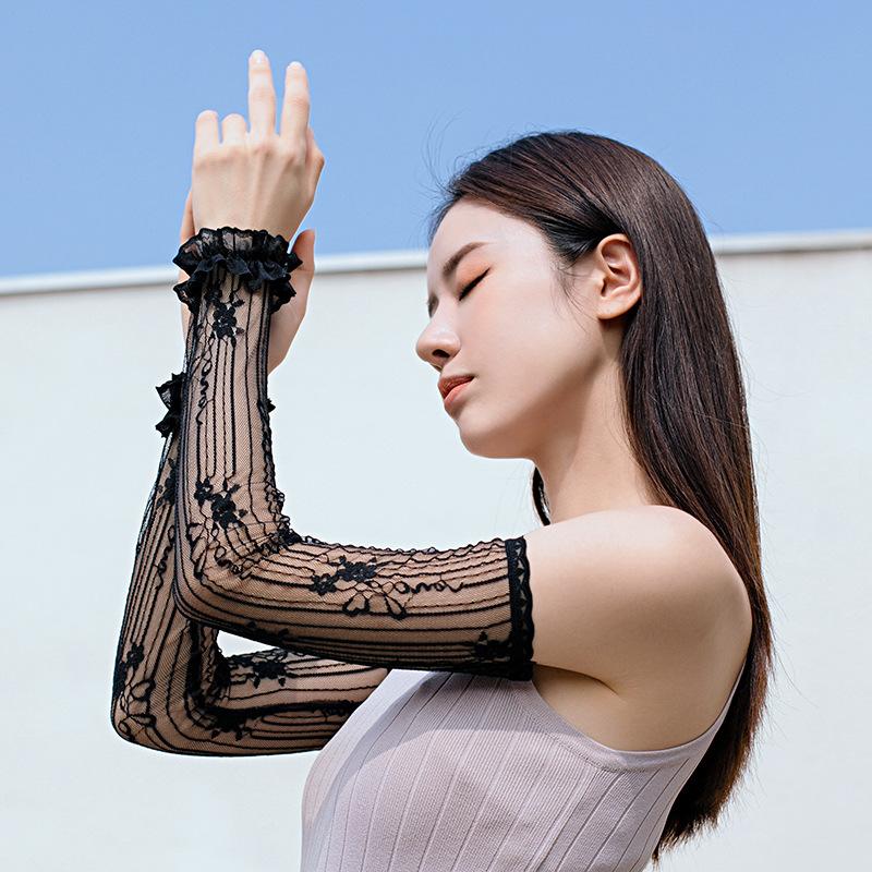 

Five Fingers Gloves Thin Sleeve Women Summer Sexy Lace Mesh Breathable Drive Sunscreen Long Transparent Etiquette Cosplay Mittens TK38