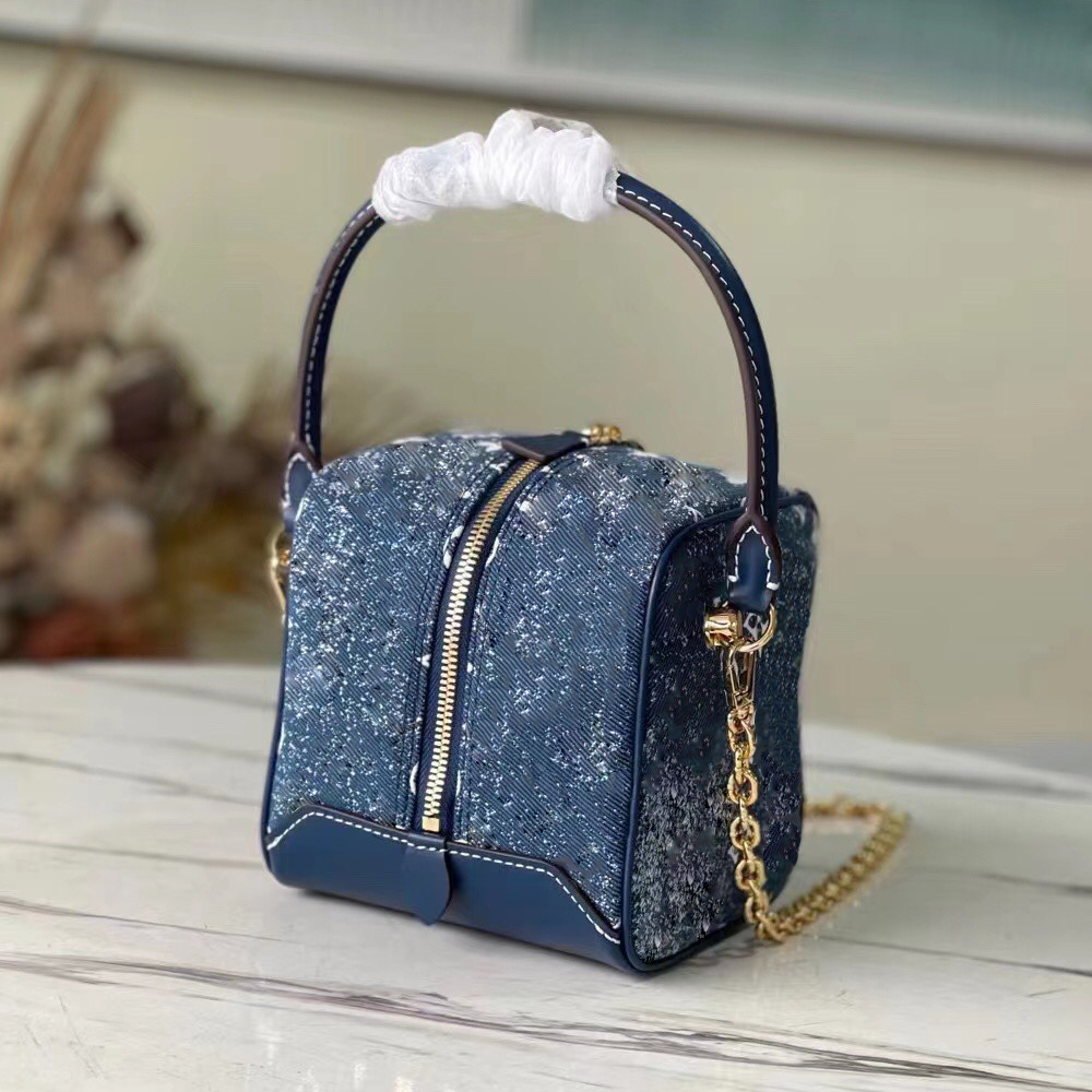 

2022 Dice Square Shoulder Bags Denim Blue Dressing Box Cow Leather Trim Handle Vintage Detachable Chain Zipper Bag Handbags Mini totes cosmetic cosmetic, Contact me