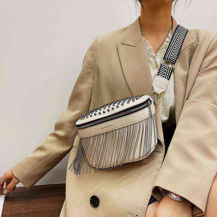 

Fanny packs Female Fashion Broadband Messenger Waist Bag Texture Rivet Tassel Women's Chest Bag 220627, Black