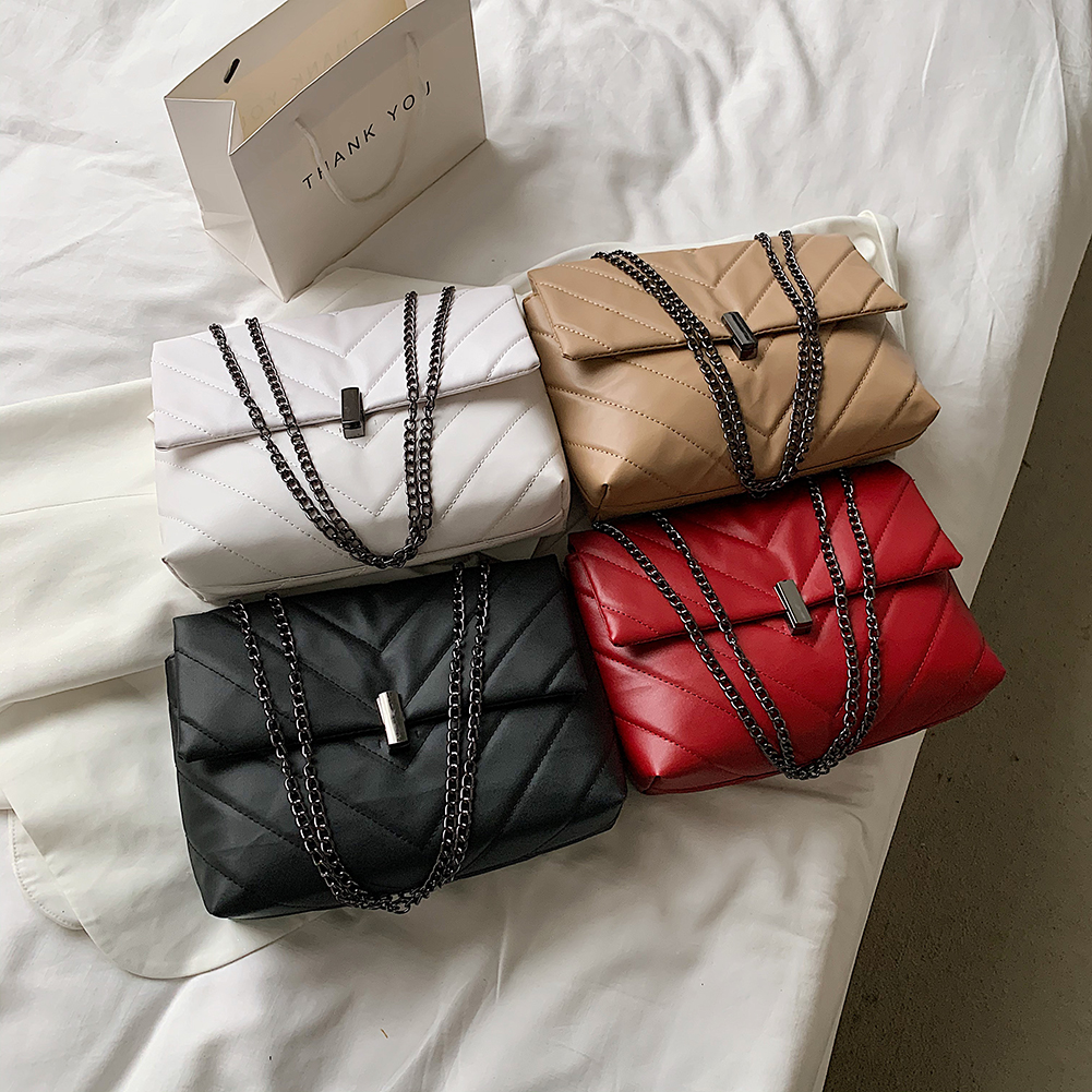 

Totes Fashion Women PU black red Casual spring summer Messenger Ladies Chain SolidFlap Handbag Cell Phone Crossbody Wallets designer Handbags, Y2111-1 21cm