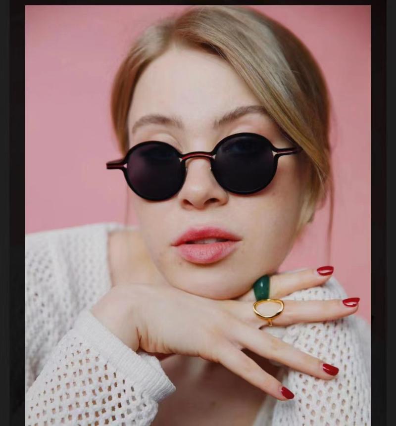 

Sunglasses Retro Luxury Fashion Round Italian Designer Punk Gradient Sun Glasses Classic Vintage Sunshades For Men&WomenSunglasses
