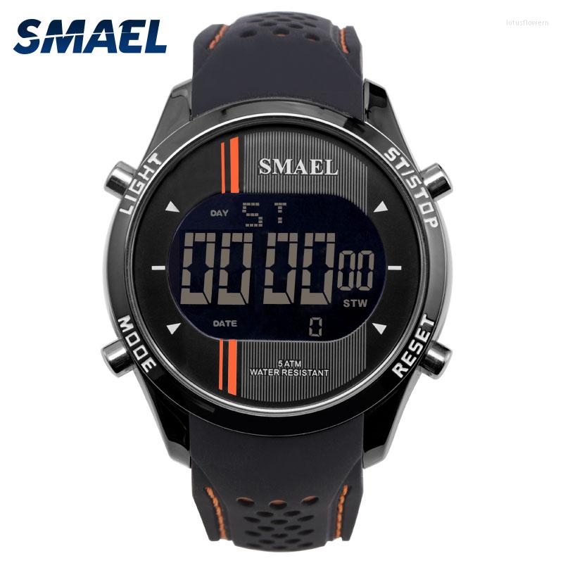 

Wristwatches Men's Watches Resistance Water Chronograp Sport Digital Watch Men With Resin Strap 1283Wristwatches WristwatchesWristwatche, Red