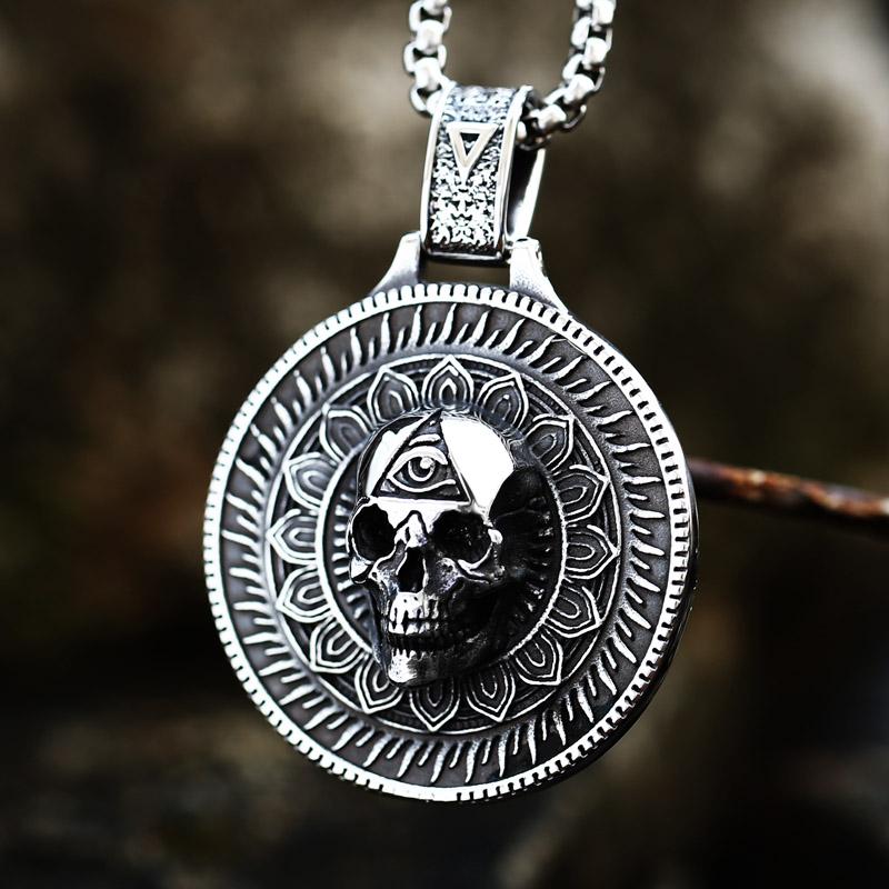 

Pendant Necklaces 2022 316 L Stainless Steel Creative Design 3D Skull Necklace Round Punk Hip Hop Biker Jewelry For Men WholesalePendant