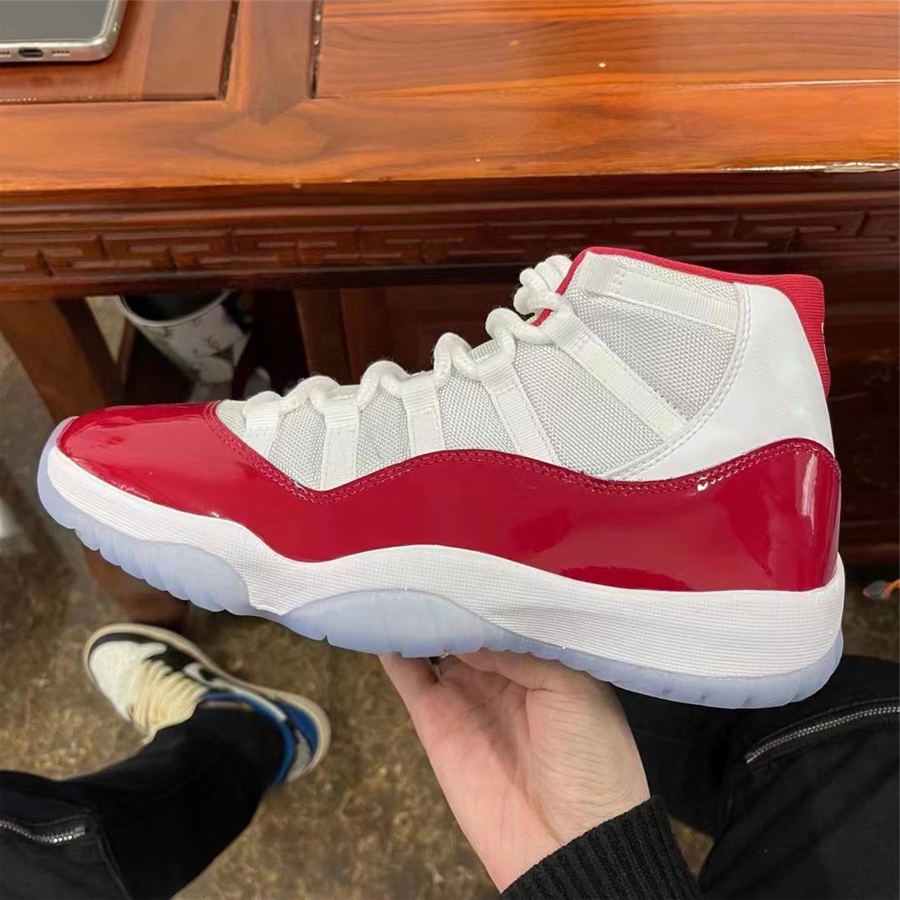 

Authentic 11s 11 Cherry Retro Boots Shoes Ct8012-116 Men Sports Sneakers Boots White Varsity Red Black Outdoor Original