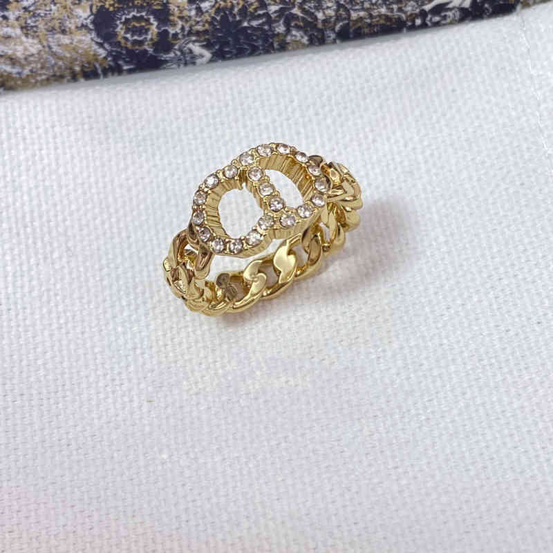 Factory Wholesale High Quality high-end version letter ring female diamond star light luxury fashion ring