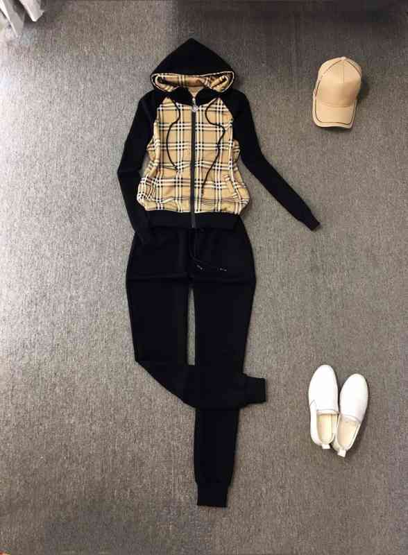 

Womens Two Piece Pants Stylish Striped Panel Zip Hooded Jacket With Black Pants 2 Piece Sets Luxury Designer Tracksuits
