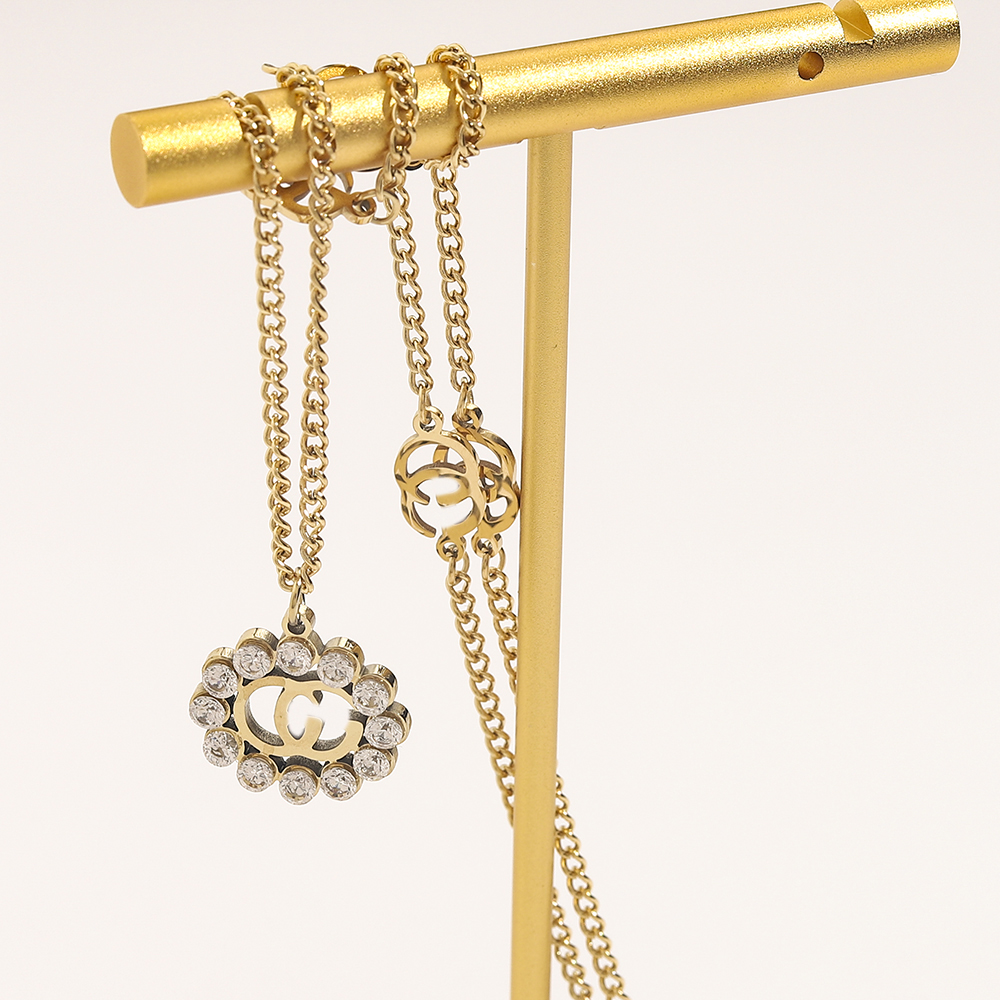 

18K Gold Plated Stainless Steel Necklace Fashion Women Designer Necklaces Choker Letter Pendant Chain Crystal Rhinestone Wedding Jewelry ZG1343