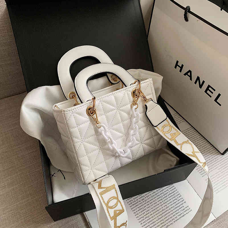

New Summer Fashion Women's bag Versatile High-grade Texture One Shoulder Small Square Bag, Pink large size