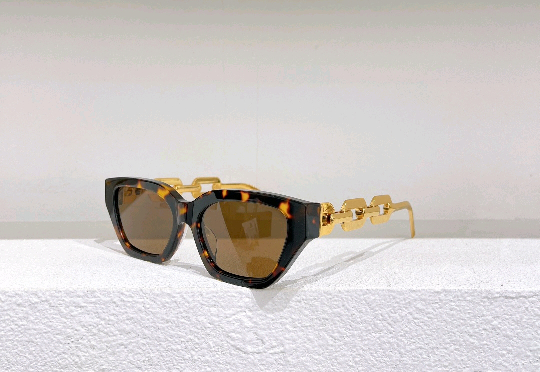 

Havana Brown Cat Eye Sunglasses Gold Metal Women Fashion Sunglasses UV Eyewear with Box