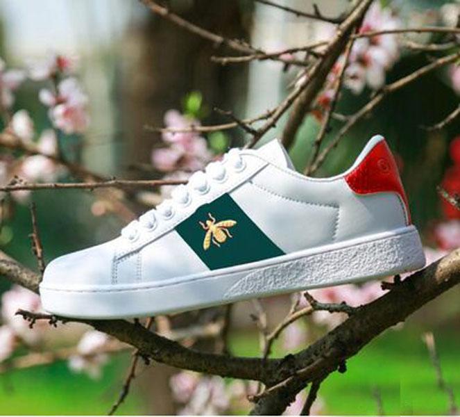

Hot 2021 new embroidery white shoes women Fashion breathable wild sports Dress flat shoe couple sneaker, Black