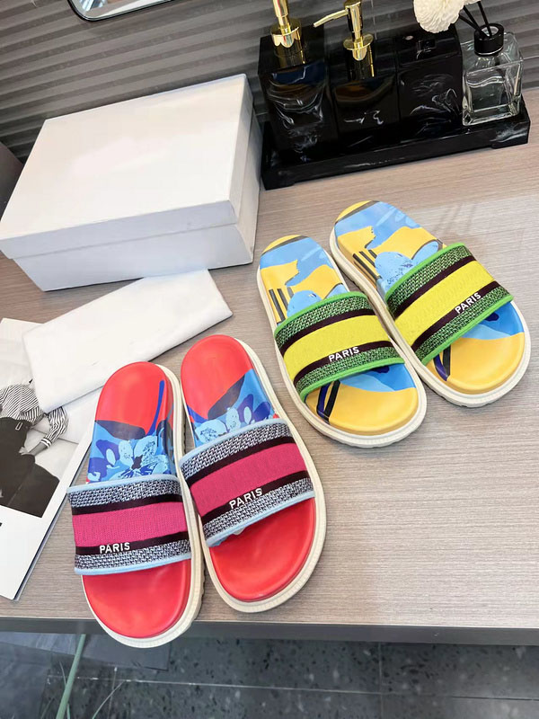 

Women Dways Sandals SLIDE slippers Pink Multicolor DD Flower Pop Cotton Embroidery Outdoor sandal Designer Top Luxury Fashion Ladies Beach Flat Flip Flops, Clear