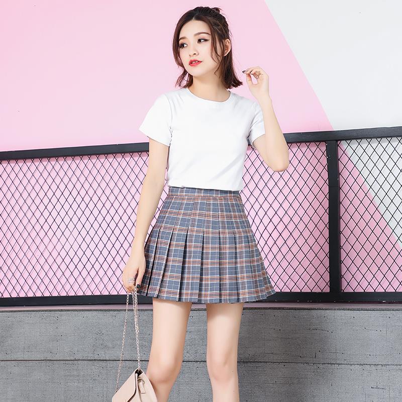 

Women S Pleated Skirt Spring And Autumnaslim-fit High Waist Plaid Summer Anti-exposure Short Large Size Pantskirt, Light brown