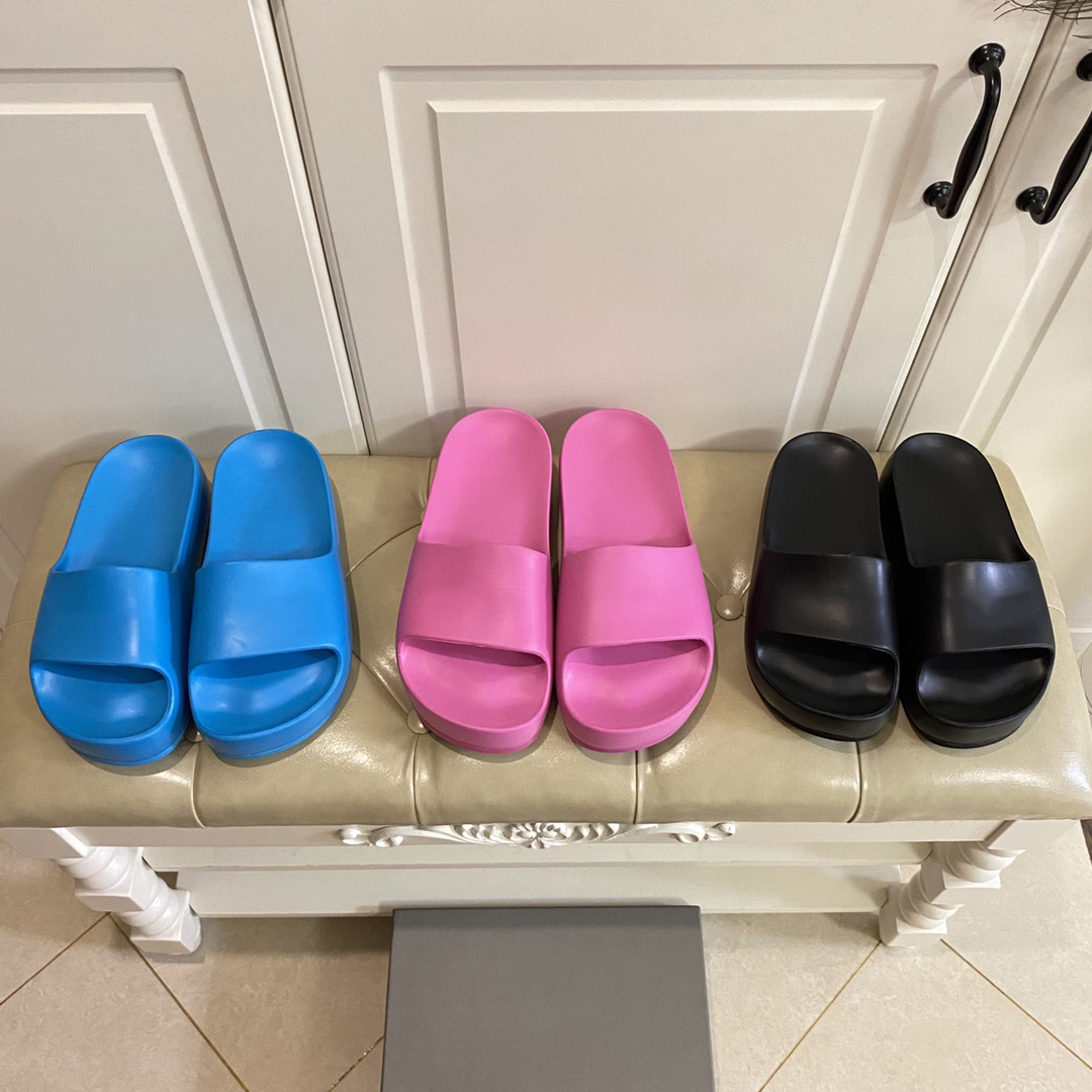 

Classic Fashion Thick Sole Slippers Ladies Flat Slide Sneakers Beach Indoor Shower Room Outdoor Sandals Heightened Casual Size 35-42